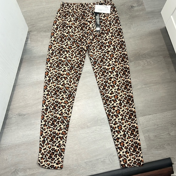 Leopard print Leggings Depot - Picture 1 of 1